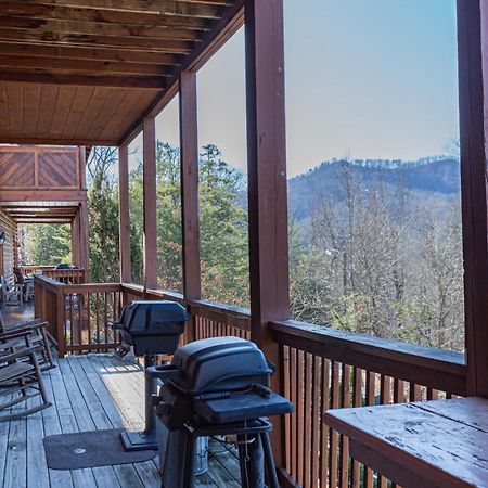 Bear Claw - Bear Claw Retreat In Pigeon Forge! Villa Buitenkant foto