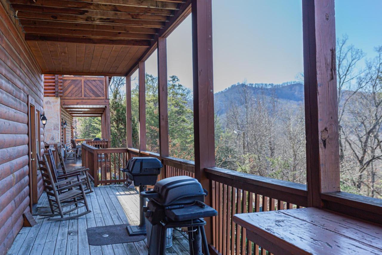 Bear Claw - Bear Claw Retreat In Pigeon Forge! Villa Buitenkant foto