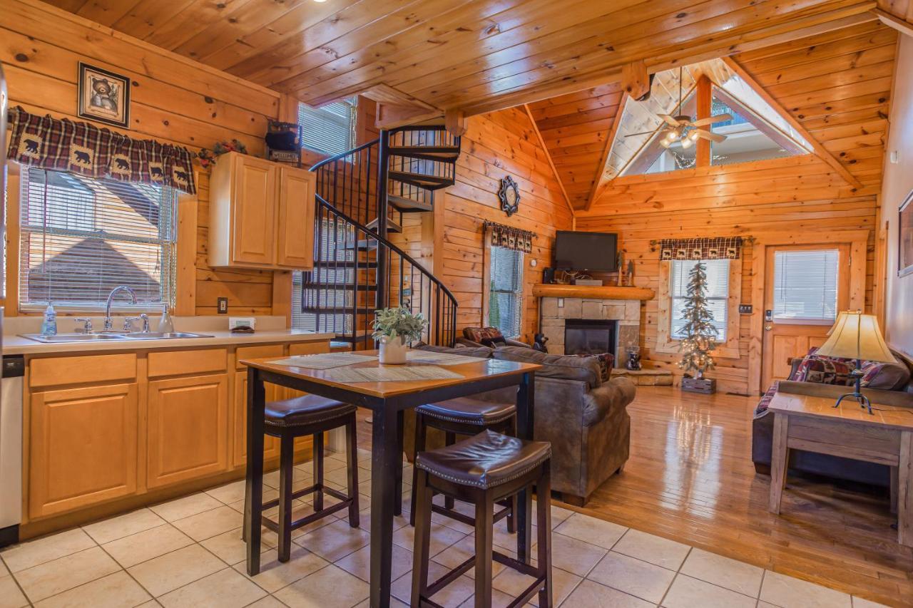 Bear Claw - Bear Claw Retreat In Pigeon Forge! Villa Buitenkant foto